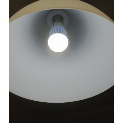 Антимоскітна світлодіодна лампочка Noveen IKN804 LED